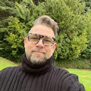 Meet your Posher, Michael